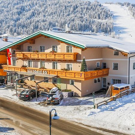 Schnitzl-Eck Flachau Exterior foto